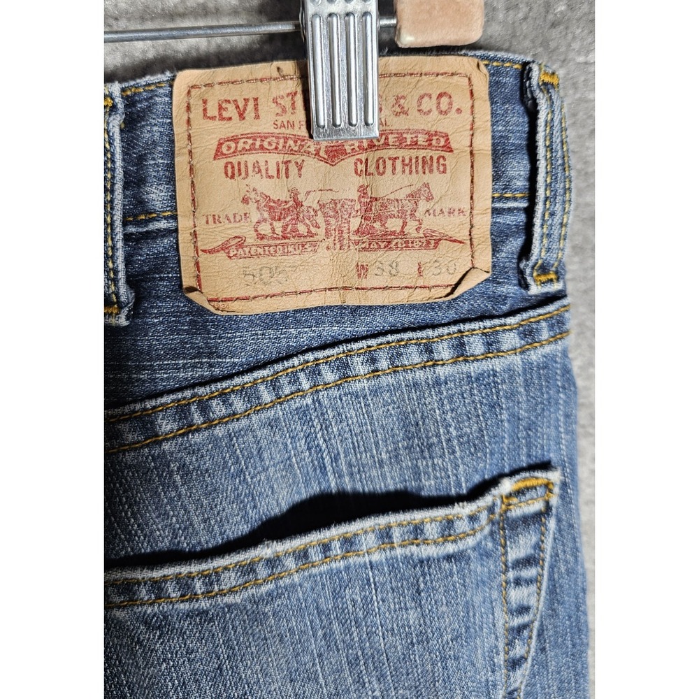 Levis 505 Regular Fit Straight Leg Jeans Mens Size 38x30‎ Blue Medium Wash Denim - Picture 5 of 9